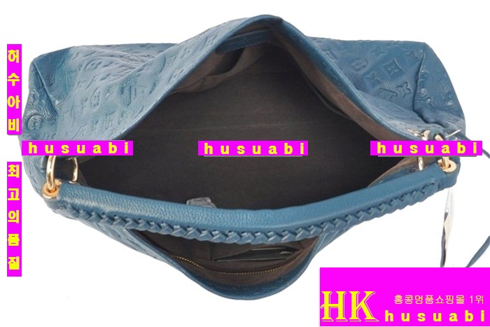 루이비통 앙프렝뜨 앗치 M93450 블루