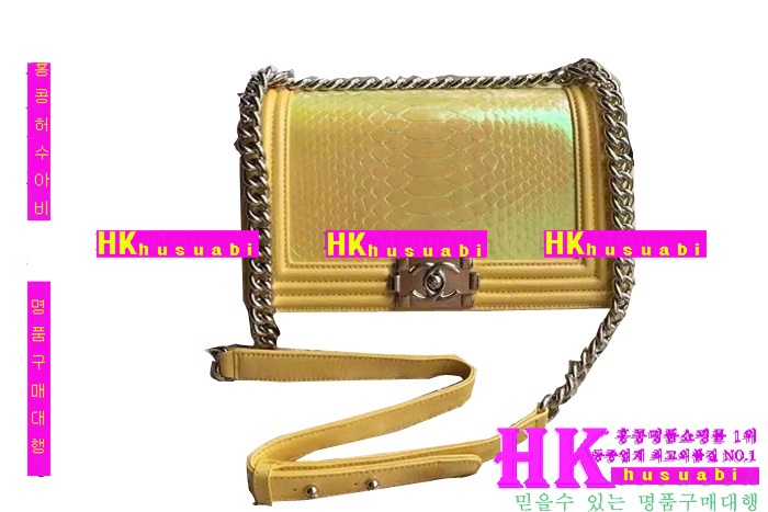 ★정품가죽사용★샤넬 보이백 신상 A67086-116(은장)