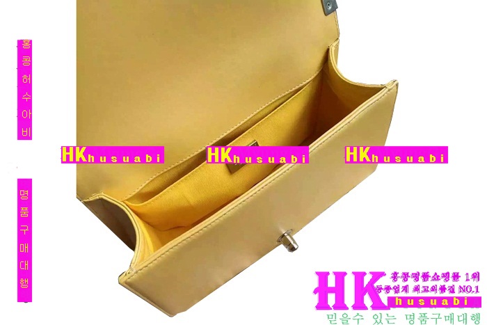 ★정품가죽사용★샤넬 보이백 신상 A67086-116(은장)