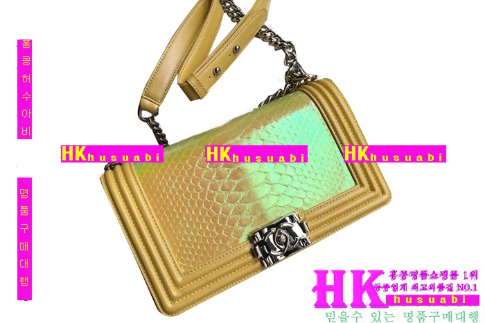 ★정품가죽사용★샤넬 보이백 신상 A67086-116(은장)