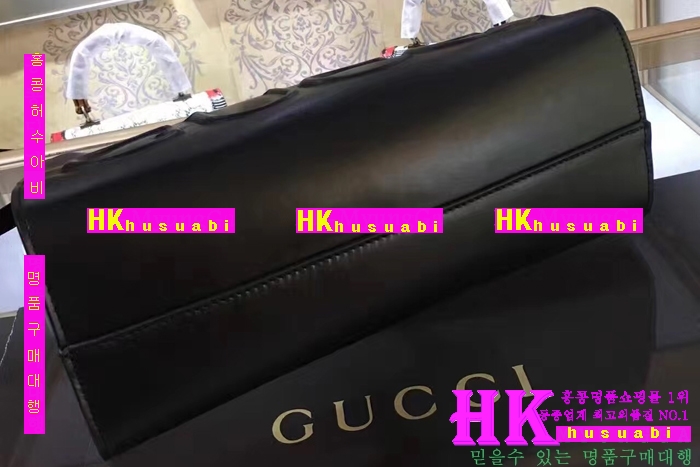 NEW 구찌 고스트 가죽 토드백 414476-2