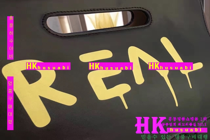 NEW 구찌 고스트 가죽 토드백 414476-2