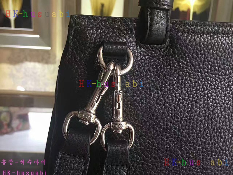 NEW 구찌 뱀부 데일리 토트백 GG 370831