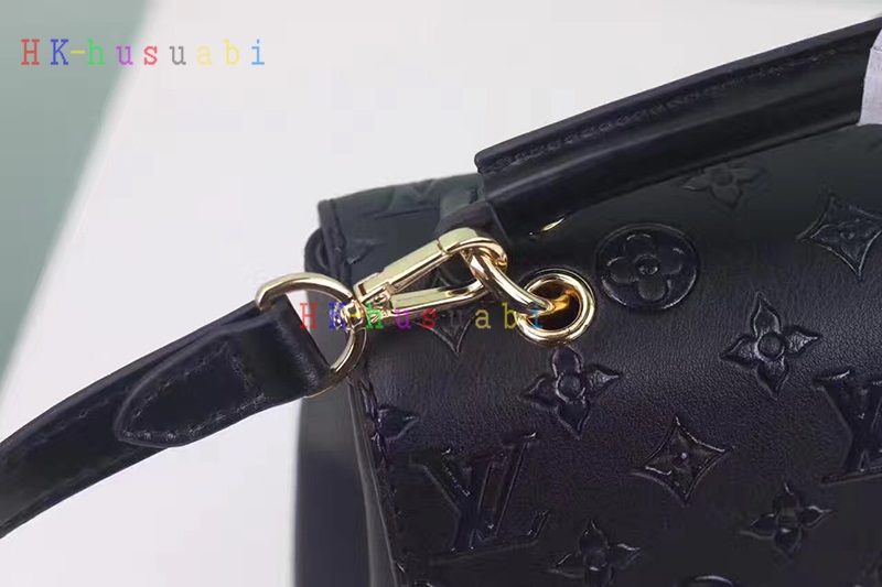NEW 루이비통 베리원 핸들백 M42905
