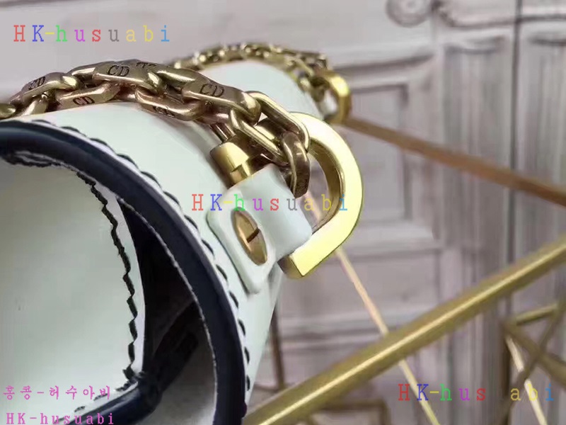 NEW 디올 신상 숄더백30Y825YR491JPMM-1
