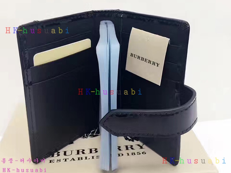 NEW 버버리 신상 카드지갑38686741-512