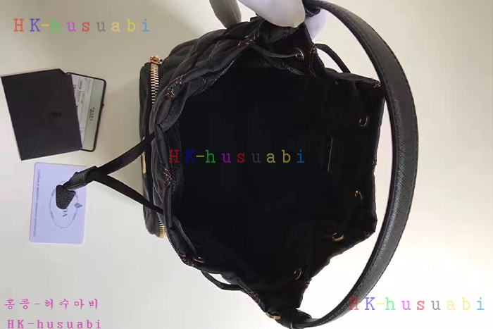NEW 프라다 미니 숄더백 1BH038