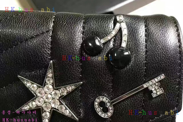 ★미러급★NEW 17S/S 입생로랑  가죽 체인 지갑 백 471501