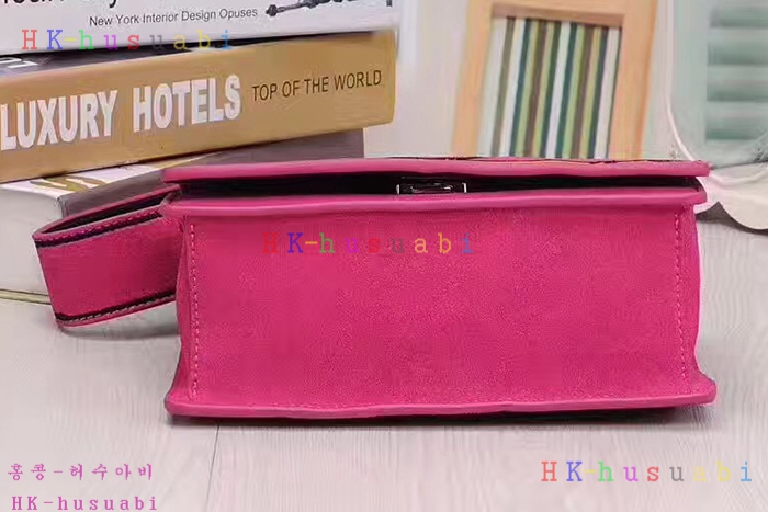 ★미러급★NEW 17F/W 프라다 신상 여성 벨벳 숄더백1BD075-2