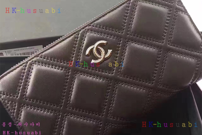★NEW★ 17F/W 샤넬 신상 여성 중지갑82718-1