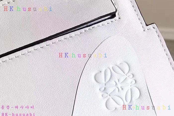 ★미러급★NEW 17F/W 로에베 신상  클러치 백 084396