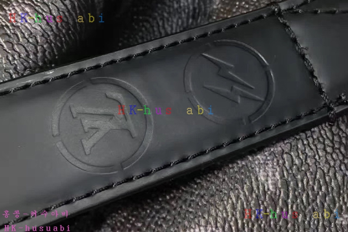 2017F/W 루이비통 카바 라이트백 마카사 이클립스 M43417