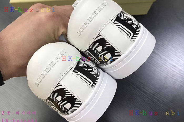 NEW  버버리 남성용 신발 BR55740-1