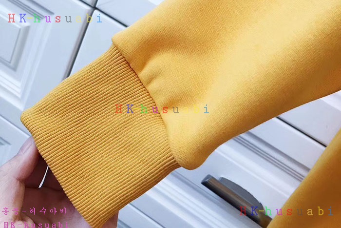 NEW  구찌 신상 기모맨투맨  GU 887590