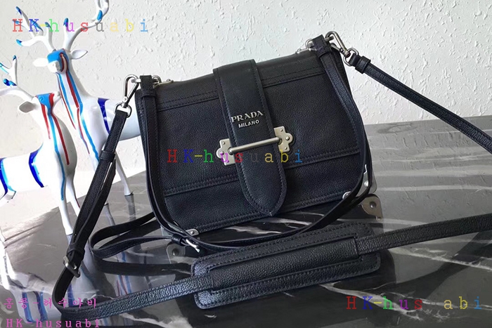 ★미러급★ 프라다 카이에 숄더백 PR 1BD095 