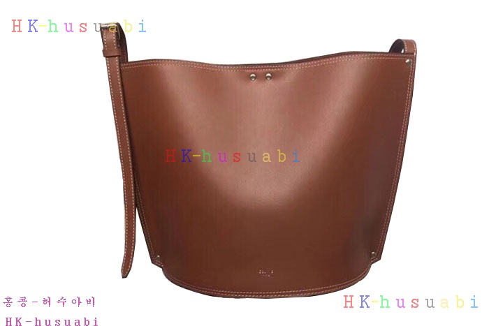 ★미러급★ 셀린느 STUDS CABAS CL18090