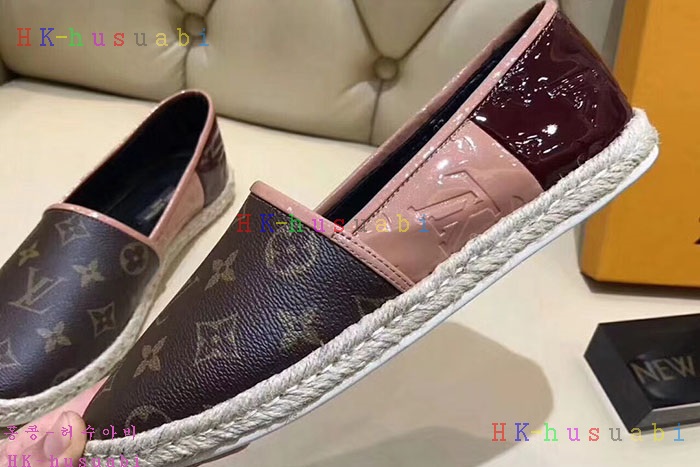 NEW 루이비통 신상 신발 LV9557