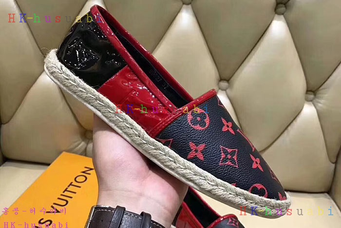 NEW 루이비통 신상 신발 LV9557