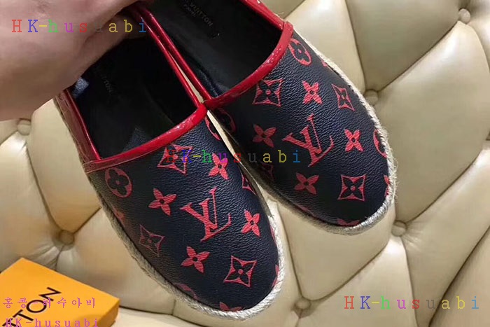 NEW 루이비통 신상 신발 LV9557