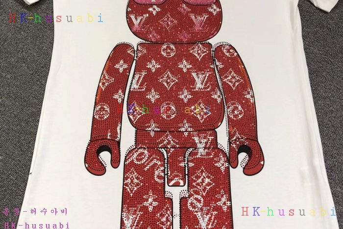 NEW 루이비통 슈프림 콜라보 반팔티 SP 69550