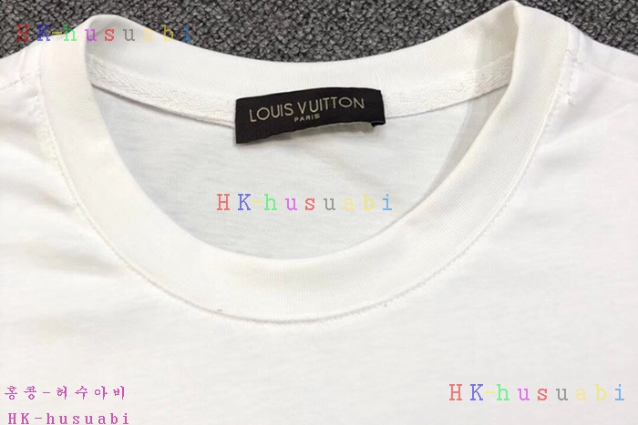 NEW 루이비통 슈프림 콜라보 반팔티 SP 69550