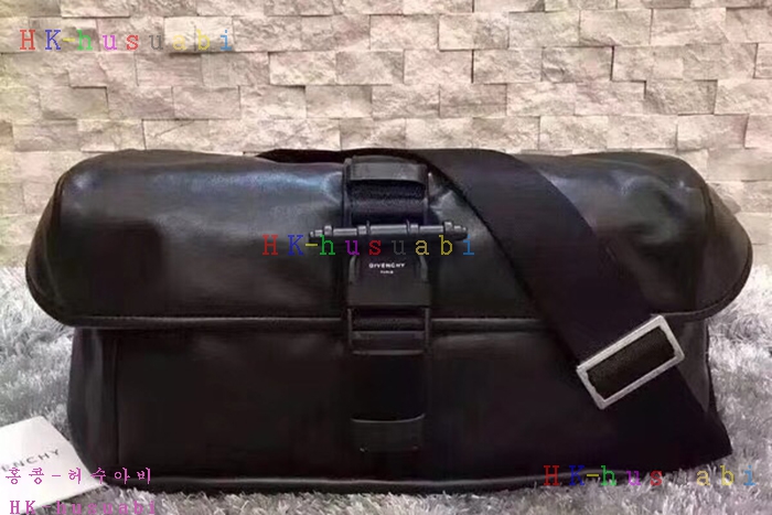 ★미러급★ 지방시 가죽힙색 GV 25585