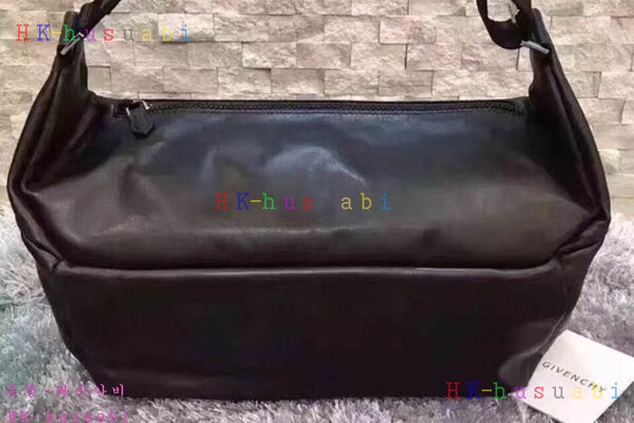 ★미러급★ 지방시 가죽힙색 GV 25585