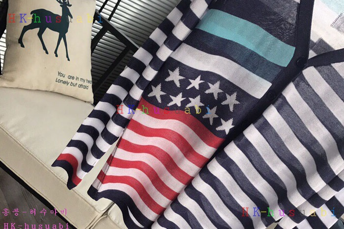 NEW 톰브라운 가디건 TB12351