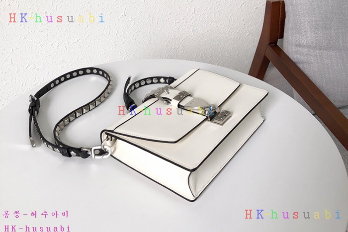 ★미러급★ 프라다 엘렉스트라 숄더백 PR 1BD120
