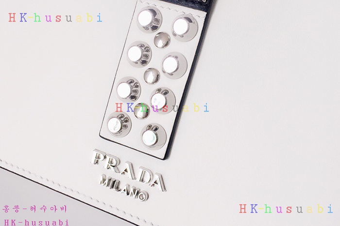 ★미러급★ 프라다 엘렉스트라 숄더백 PR 1BD120
