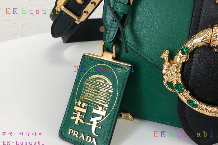 ★미러급★ 프라다 카이에 숄더백 PR 1BD103