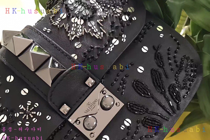 ★미러급★ 발렌티노 락스터드 숄더백 V0312