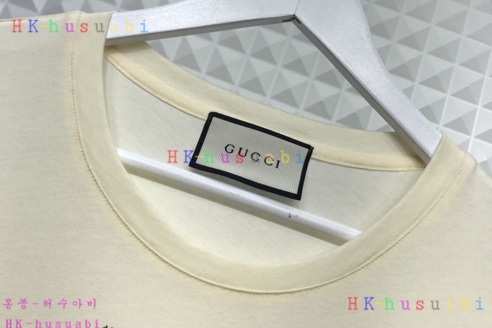 NEW 구찌 반팔티 신상 GU 555476