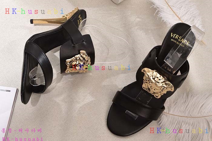 NEW  베르사체  여성샌들  V47747