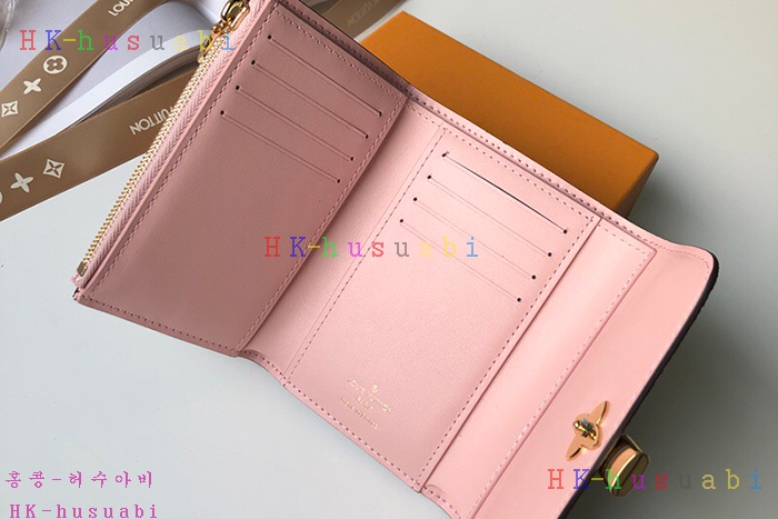 ★미러급★ 루이비통 컴팩트 반지갑 M62567-3