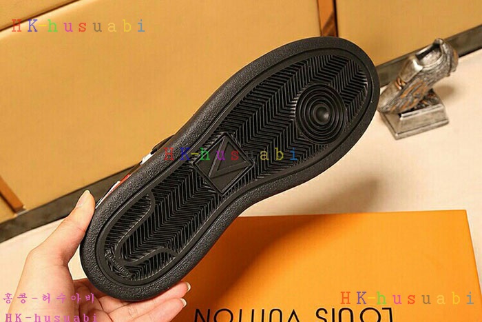 NEW 루이비통 남성용 스니커즈 LV954108