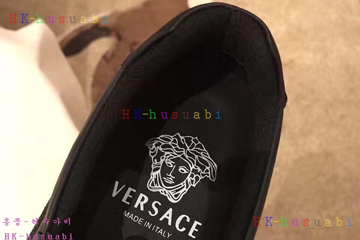 NEW 2018SS 베르사체 남성용 스니커즈 V99510