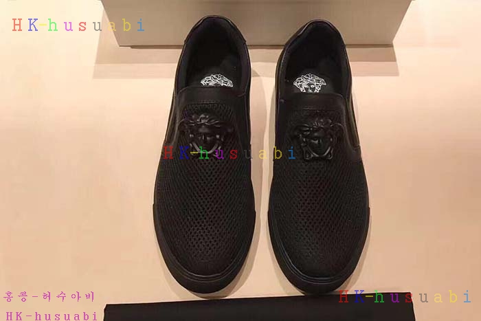 NEW 2018SS 베르사체 남성용 스니커즈 V99510