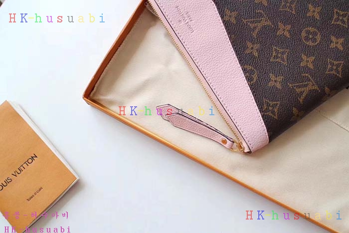 NEW 2018SS 루이비통 데일리 파우치 M64590-4