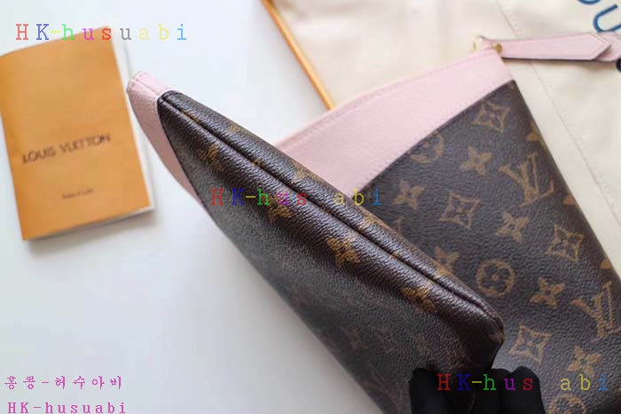NEW 2018SS 루이비통 데일리 파우치 M64590-4