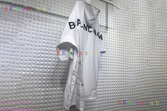 NEW 20188SS  발렌시아가 후드 바람막이 BL 658441