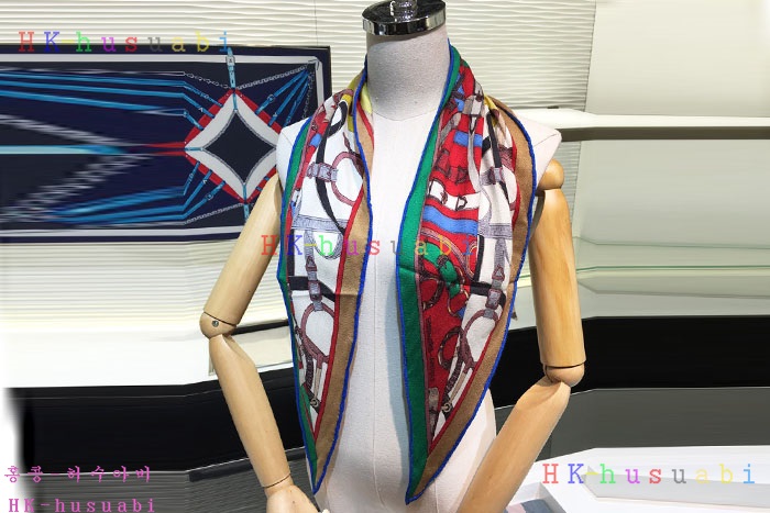 NEW 에르메스 여성용 스카프 신상 H 22282