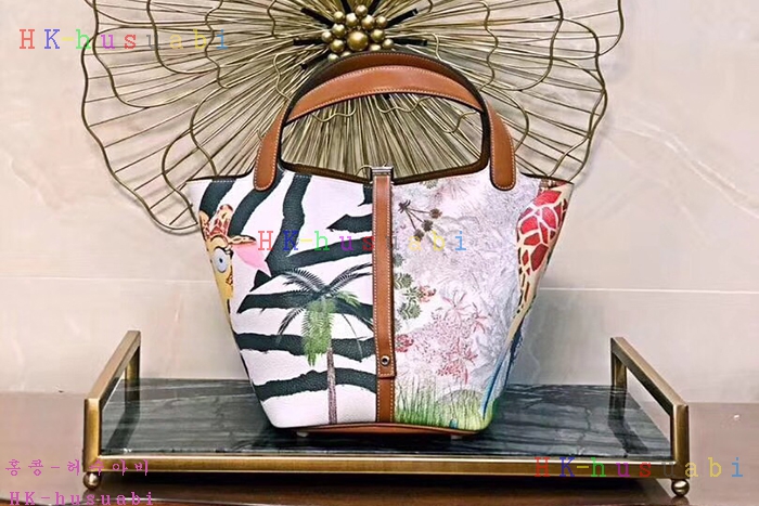 ★미러급★2018SS 에르메스 피코탄백 H 176630
