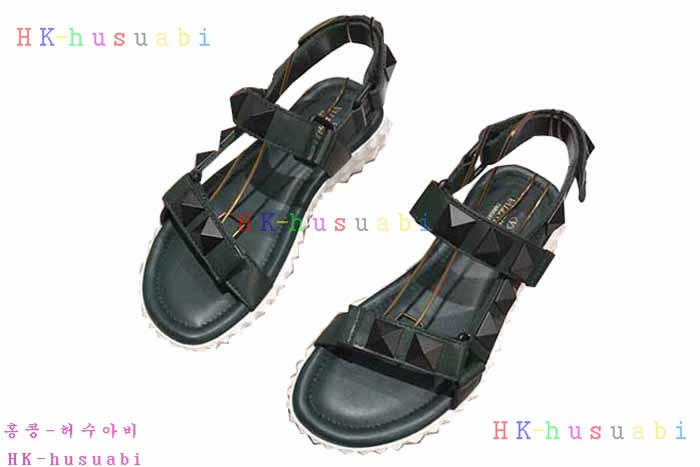 NEW 20188SS 발렌티노 남성용 샌들 V 11152
