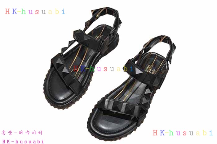 NEW 20188SS 발렌티노 남성용 샌들 V 11153