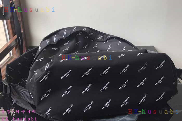 NEW 발렌시아가 신상 백팩  BL 933