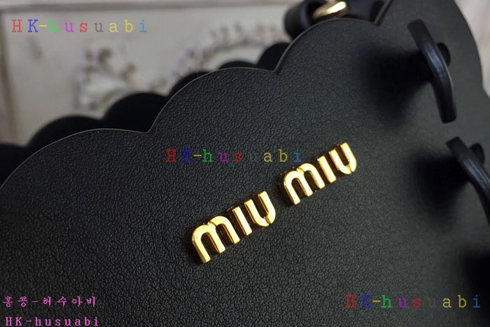 ★미러급★ 미우미우 신상 버킷백 MM 5BE012-3