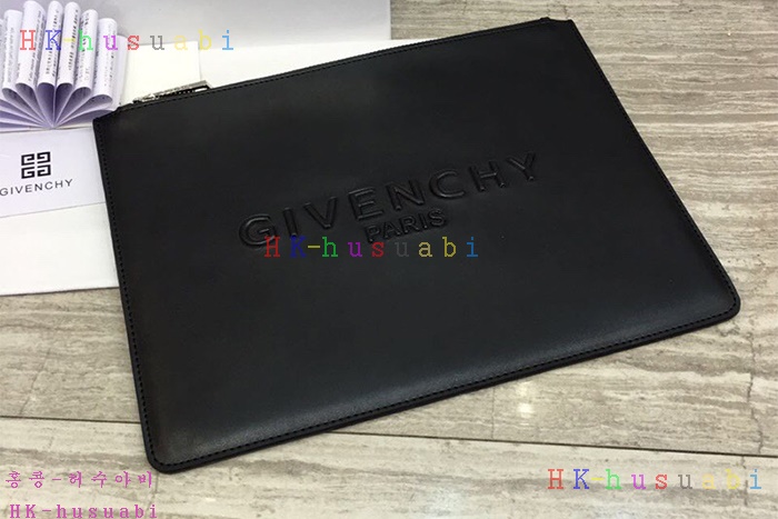 NEW 지방시 신상 클러치  GV 28626-8