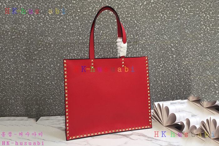 ★미러급★ 발렌티노 락스터드 가죽쇼핑백 신상 V 7995-3
