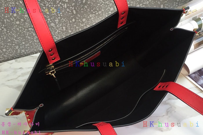 ★미러급★ 발렌티노 락스터드 가죽쇼핑백 신상 V 7995-3